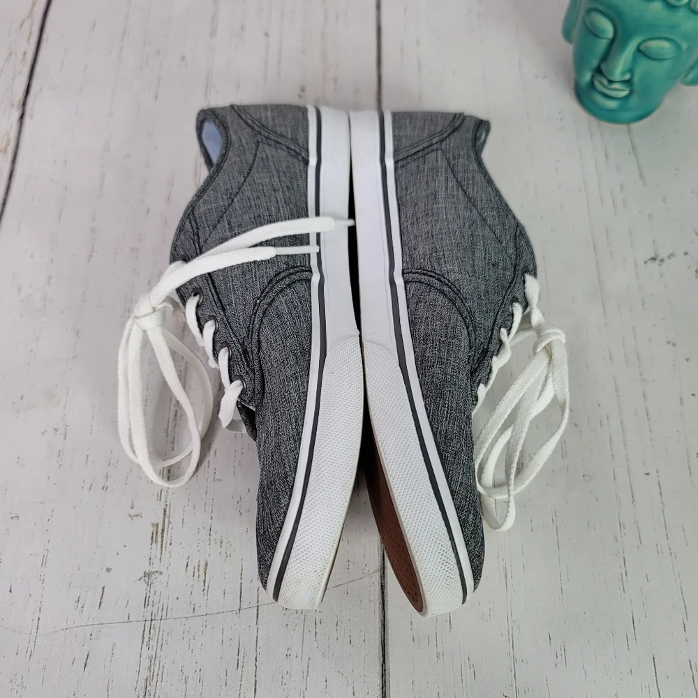 Vans Classic Canvas Gray/White Low Top Skate Casual Shoe Women's Size 6.5 - Picture 11 of 14